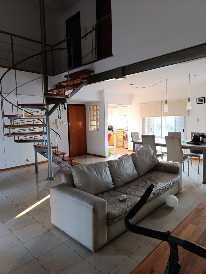 GRAN CASA EN PLANTA ALTA