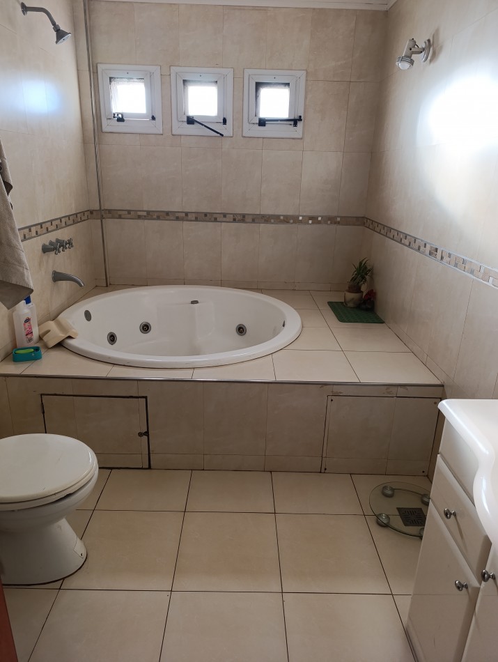 GRAN CASA EN PLANTA ALTA