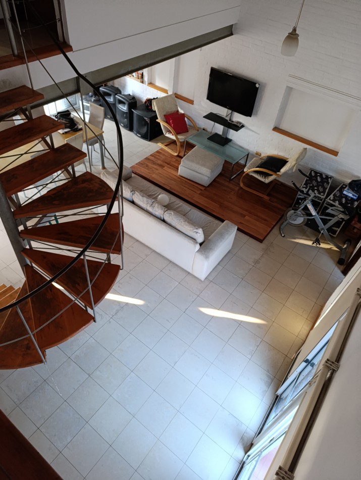 GRAN CASA EN PLANTA ALTA