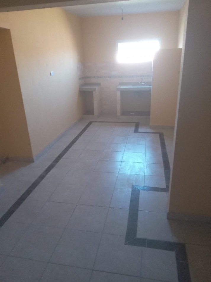 CASA A ESTRENAR BARRIO CONQUISTADORES SAUCE VIEJO