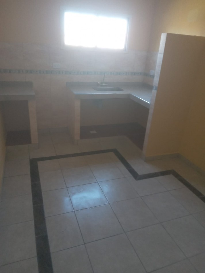 CASA A ESTRENAR BARRIO CONQUISTADORES SAUCE VIEJO