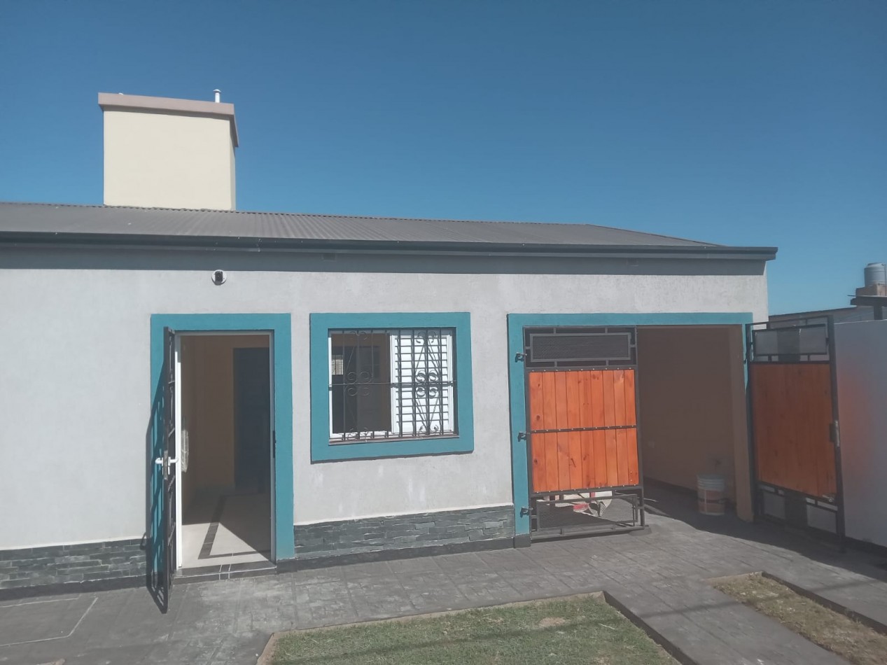 CASA A ESTRENAR BARRIO CONQUISTADORES SAUCE VIEJO