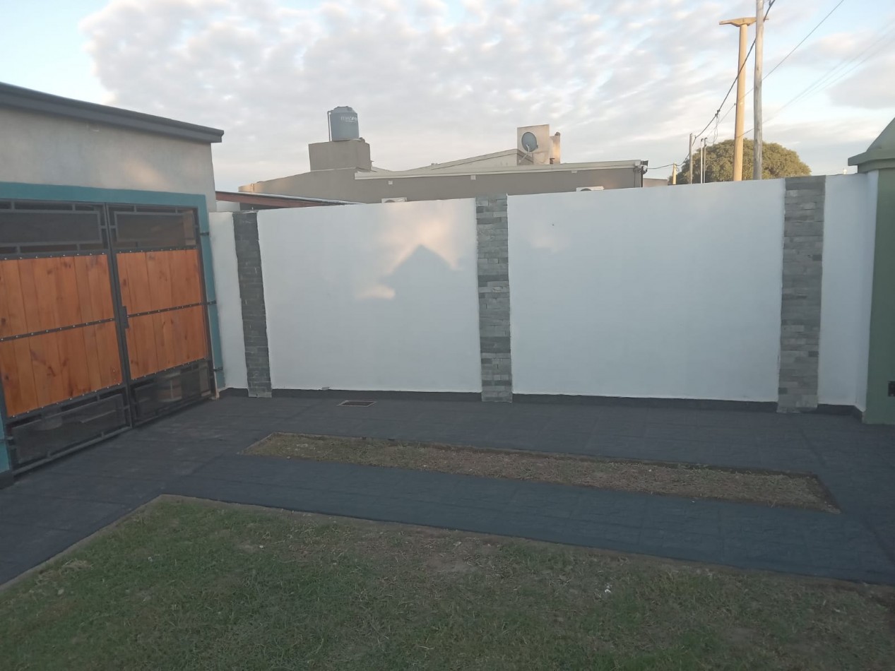 CASA A ESTRENAR BARRIO CONQUISTADORES SAUCE VIEJO