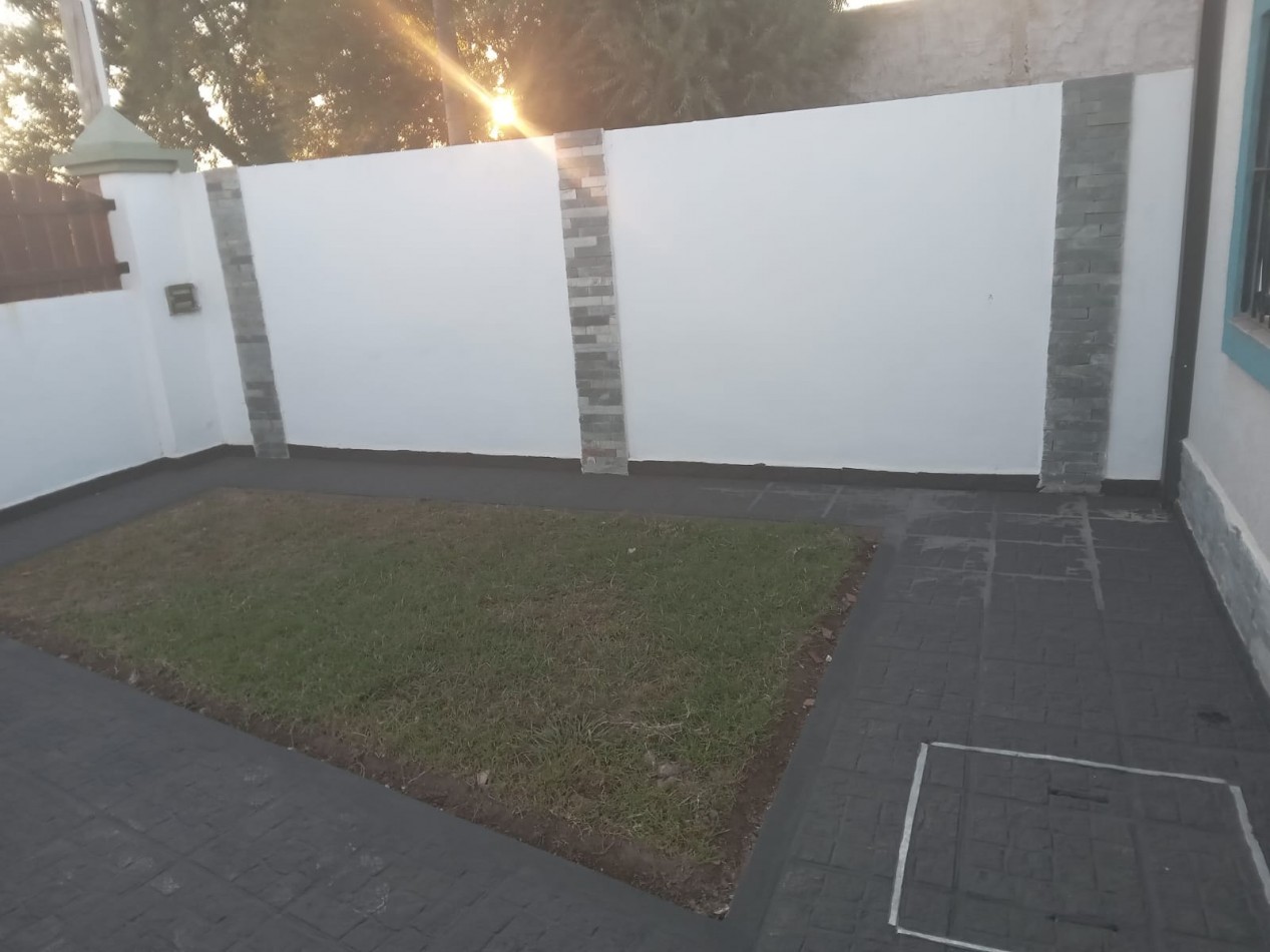 CASA A ESTRENAR BARRIO CONQUISTADORES SAUCE VIEJO