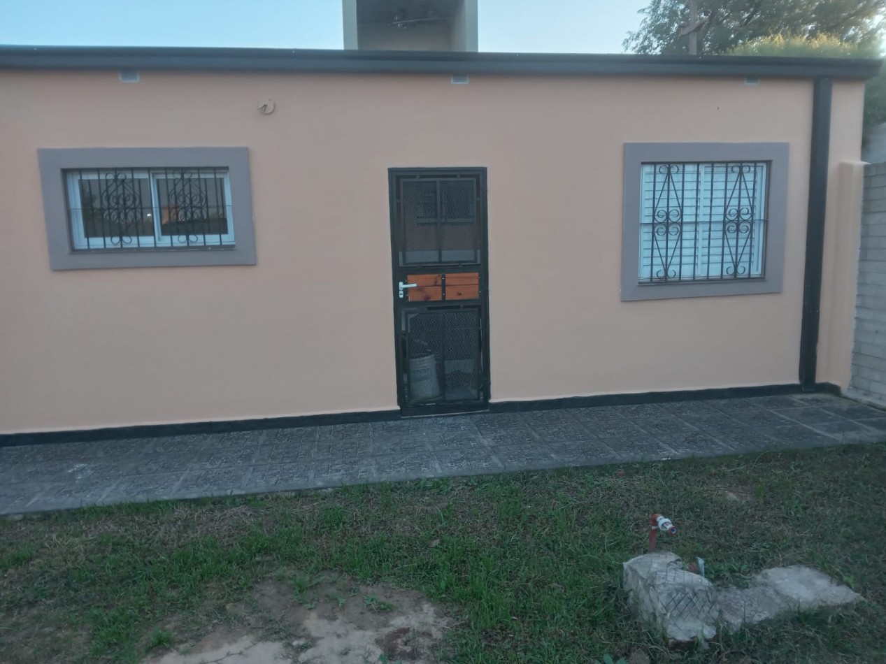 CASA A ESTRENAR BARRIO CONQUISTADORES SAUCE VIEJO