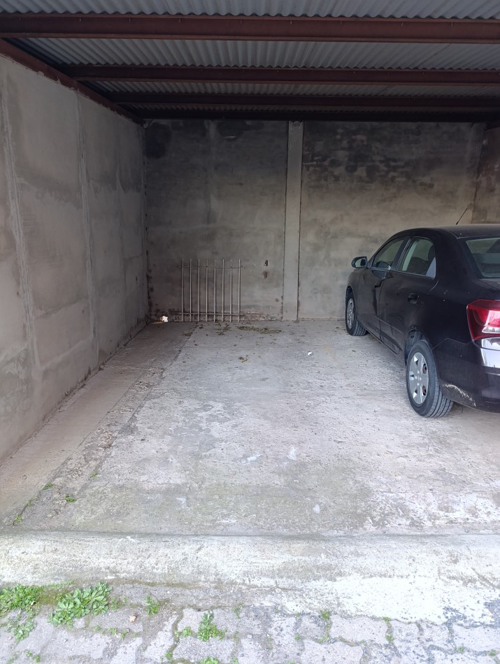 DEPARTAMENTO DE 3 DORM CON COCHERA