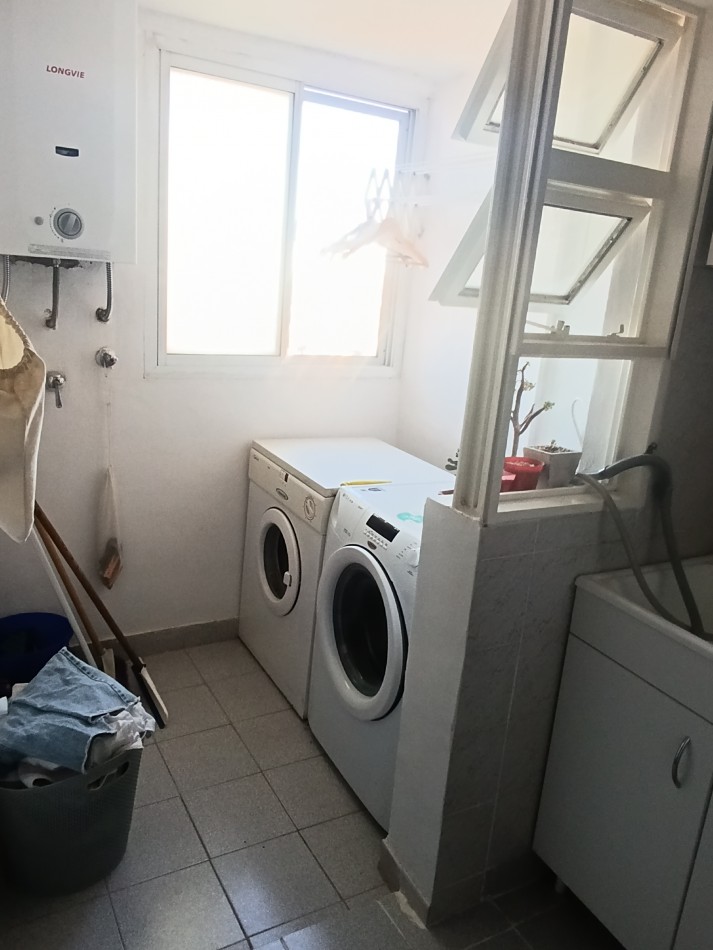 DEPARTAMENTO DE 3 DORM CON COCHERA