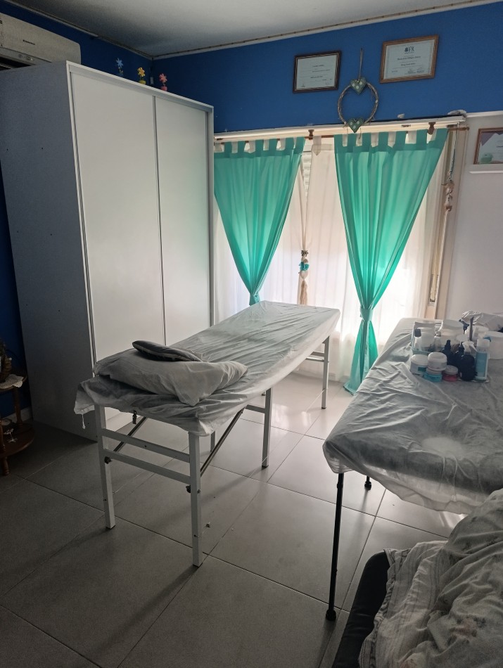 CASA EN CALLE FRANCIA AL 1900