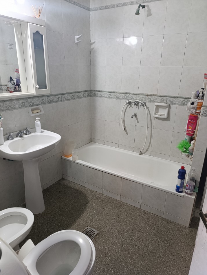 CASA EN CALLE FRANCIA AL 1900