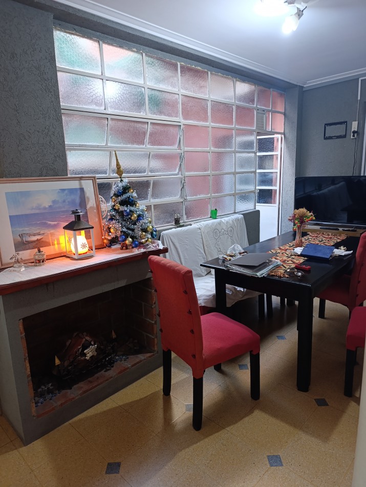 CASA EN CALLE FRANCIA AL 1900