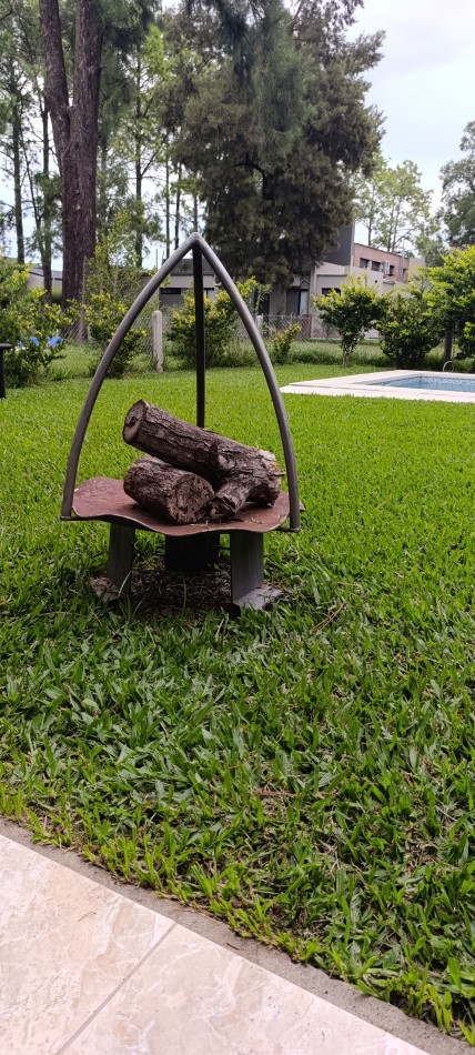 COUNTRY EL PINAR CASA DE CATEGORIA