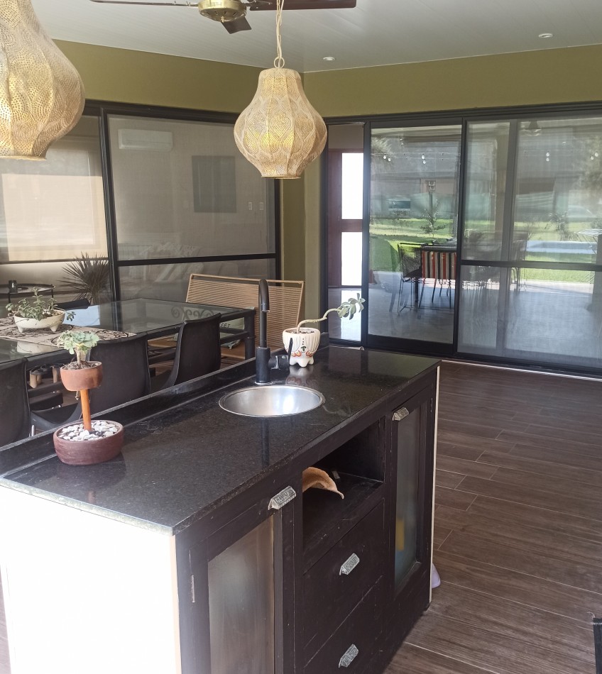 COUNTRY EL PINAR CASA DE CATEGORIA