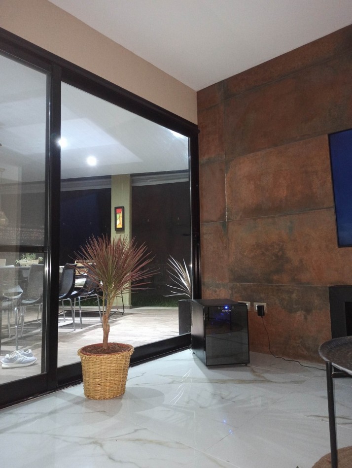 COUNTRY EL PINAR CASA DE CATEGORIA