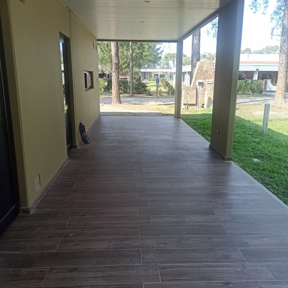 COUNTRY EL PINAR CASA DE CATEGORIA