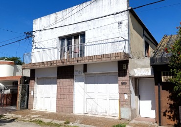 SALON COMERCIAL CON VIVIENDA EN LA MEJOR ZONA DE SANTO TOME